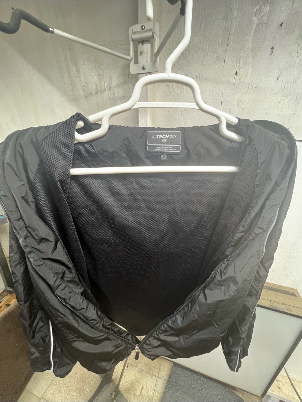 Kith Nylon Bolt Shell Jacket - Picture 4 of 9